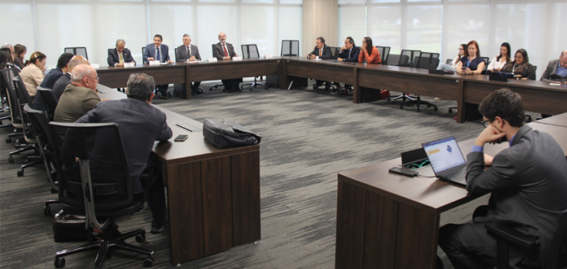 IRB faz seleção de trabalhos sobre controle de políticas públicas